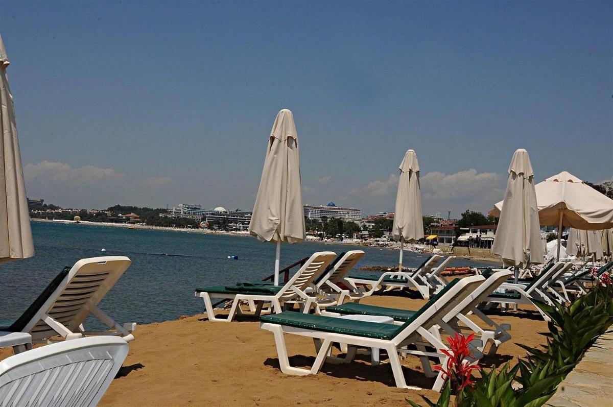 Cuba Beach Hotel Side Exterior foto